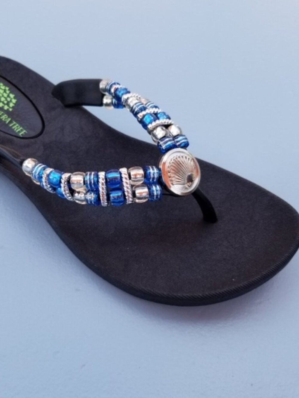 "Chrissy" Beautiful Crystal Flip Flops Sandals SUPER COMFY Sizes 7 & 10